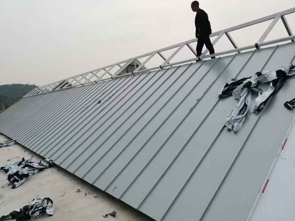 تستقيم حافة قفل حالة الهندسة